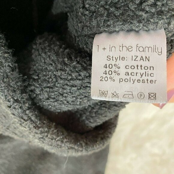 1+ In The Family Izan Hooded Polar Fleece Vest - Picture 6 of 7